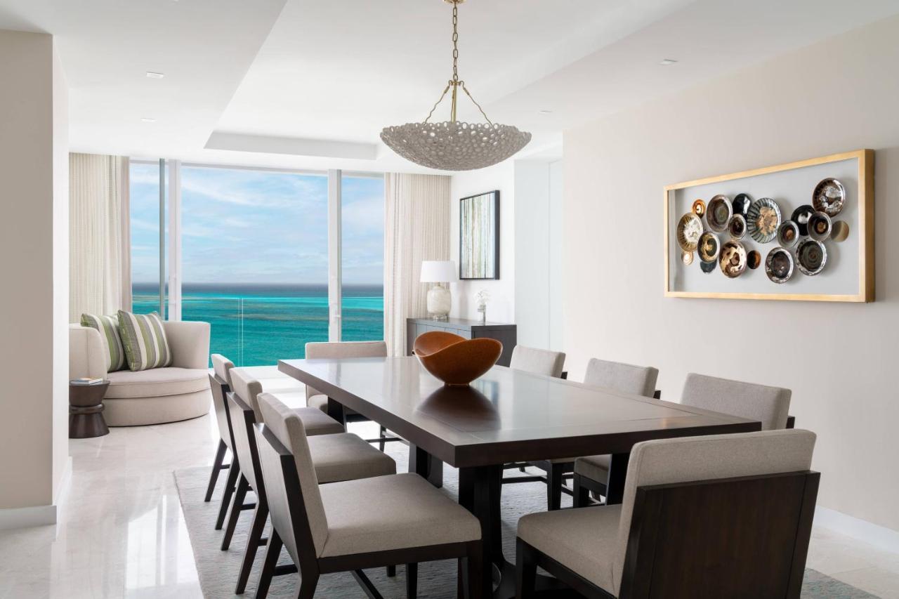 The Ritz-Carlton, Turks & Caicos Hotel Grace Bay Buitenkant foto