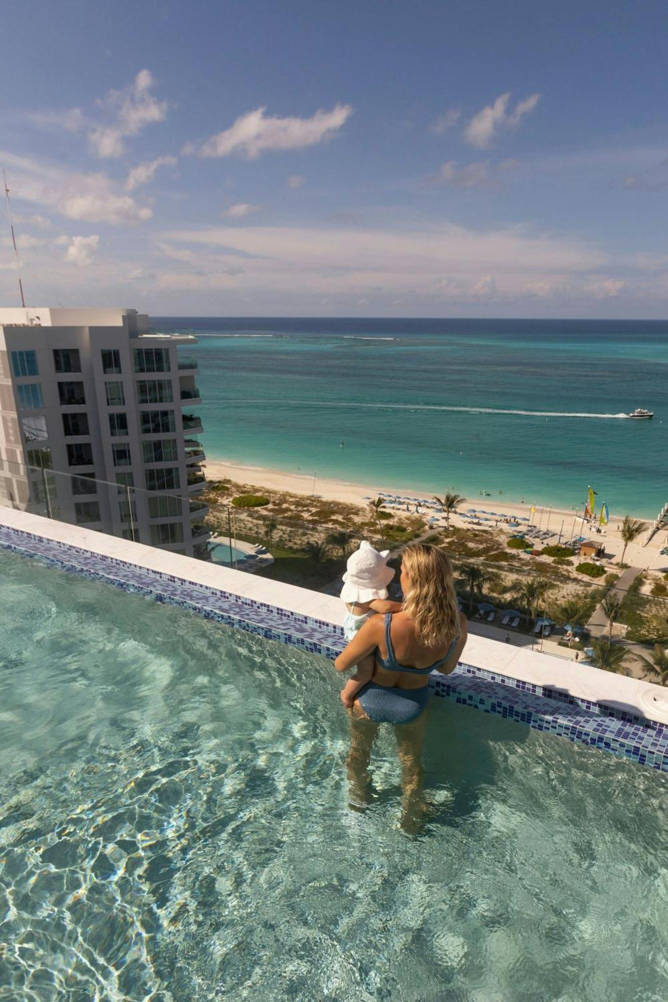 The Ritz-Carlton, Turks & Caicos Hotel Grace Bay Buitenkant foto